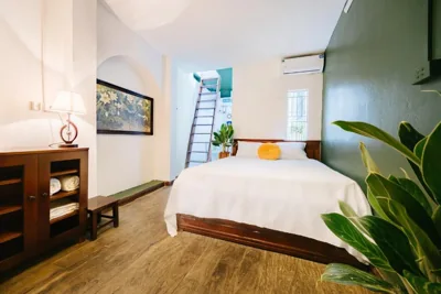 豪华双人间（带浴缸） — Homestay and Eggcoffee Central Hanoi Old Quarter